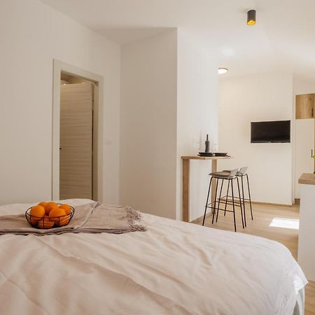 Apartments Piritus スプリト エクステリア 写真