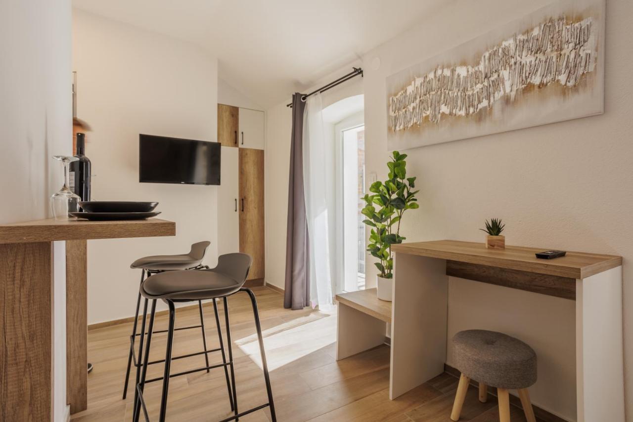 Apartments Piritus スプリト エクステリア 写真